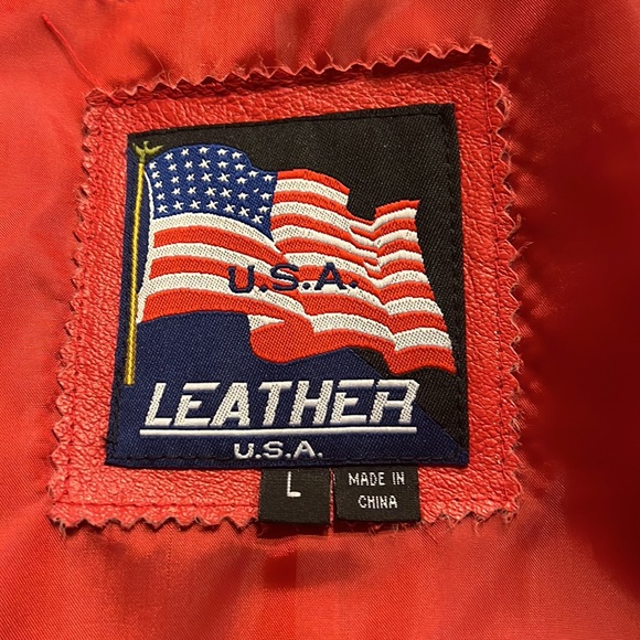 Beautiful Red leather Jacket - Picture 4 of 6